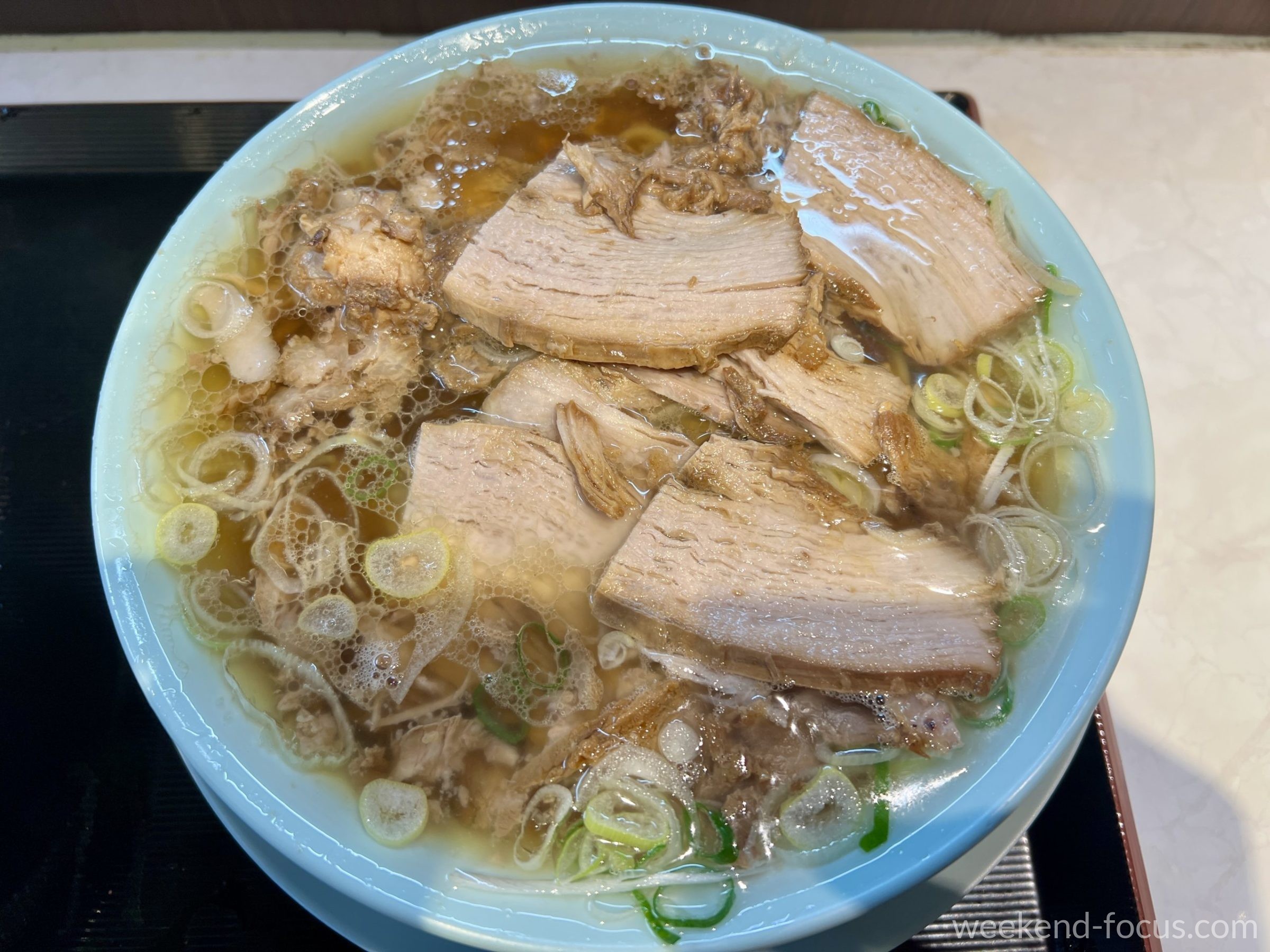 ニューともちんラーメン 川崎駅前店 チャーシュー麺 (990円)