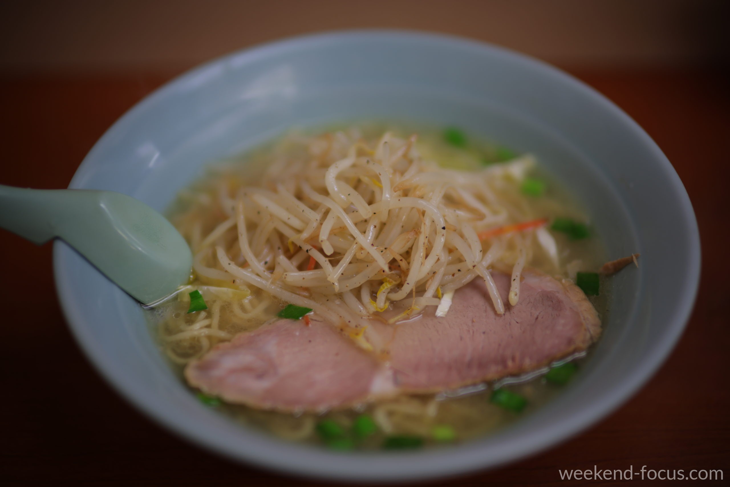 NOKTON 50mm F1, Canon EOS R5, 1/250, F1.0, ISO 100, モヤシラーメン
