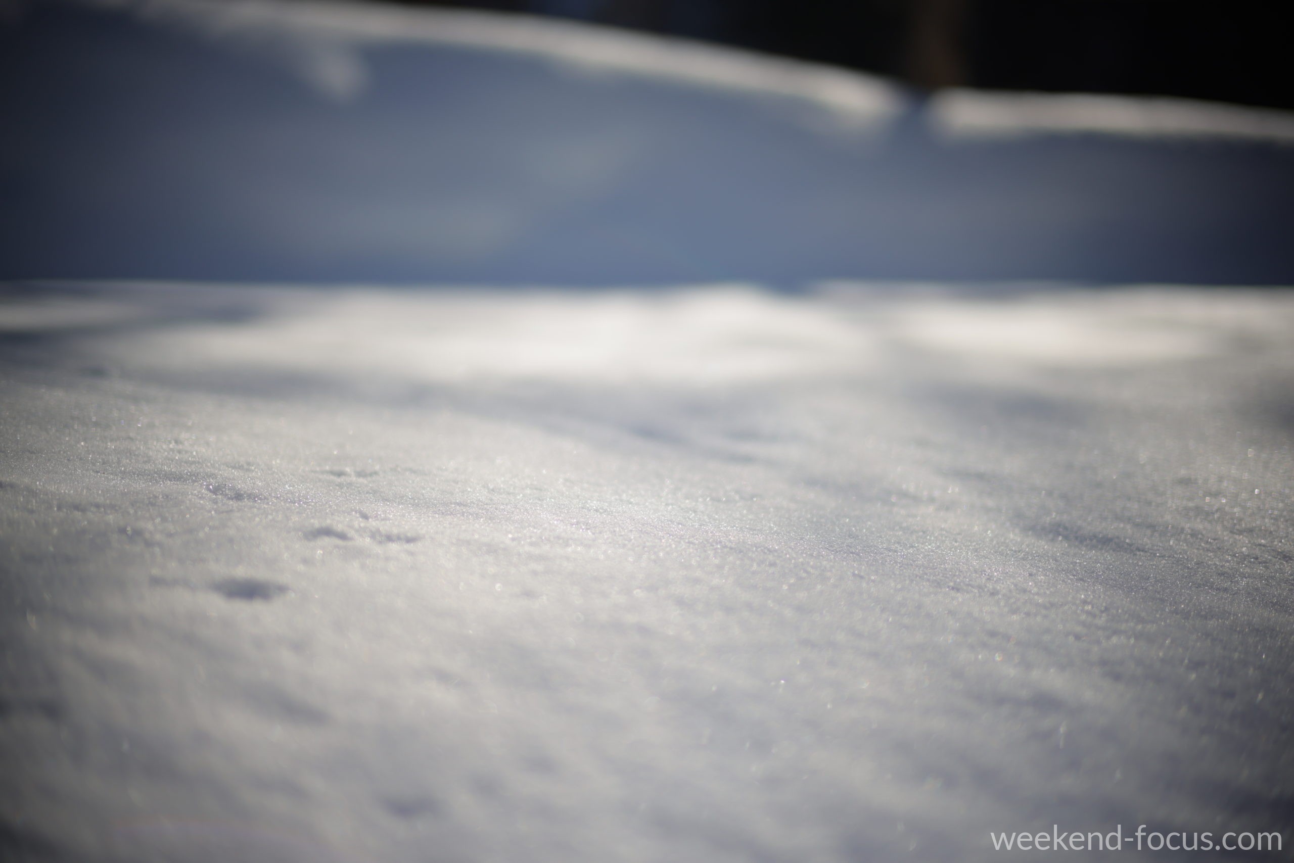 NOKTON 50mm F1, Canon EOS R5, 1/1600, F1.0, ISO 200, 凍った雪の表面(ND8)
